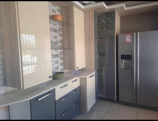 4 BEDROOM HOUSE FOR SALE IN BRACKENHURST